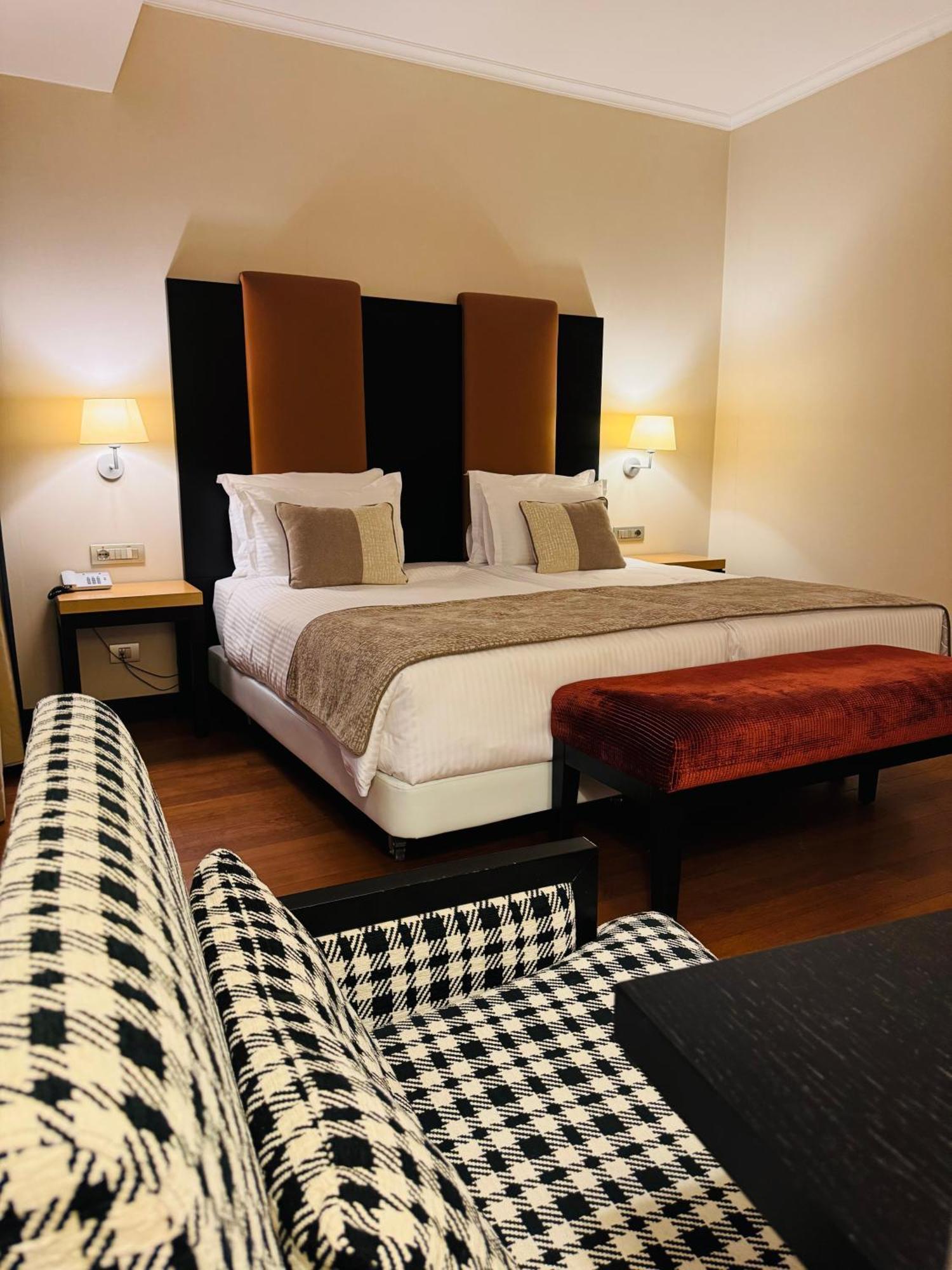 Hotel Rivo Тимишоара Экстерьер фото