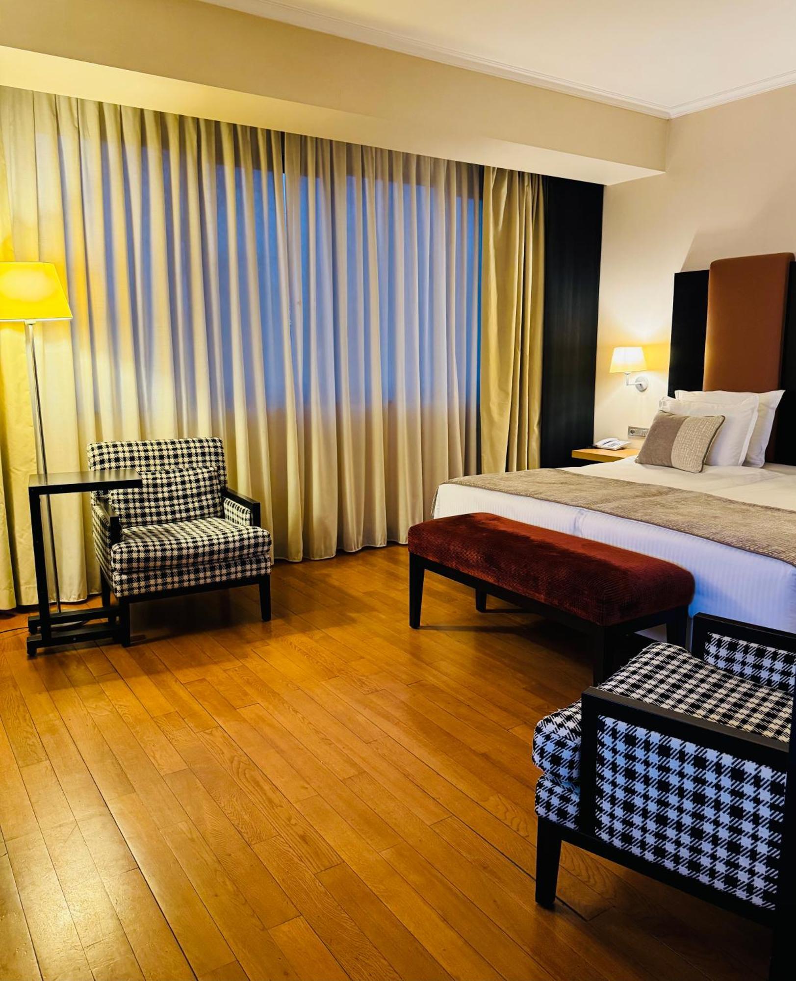 Hotel Rivo Тимишоара Экстерьер фото